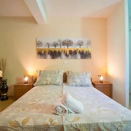 Apartment Manuela - *