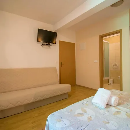 Manuela - Apartment *