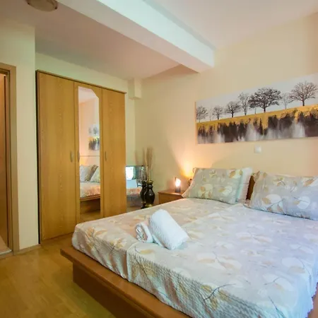 Manuela - Apartment Baska Voda